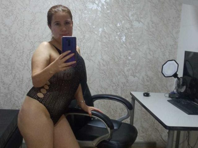 SaraBlondieMilf - Sexe cam en vivo - 23358793