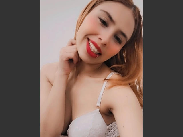 PenelopeBlosson - Sexe cam en vivo - 23360013