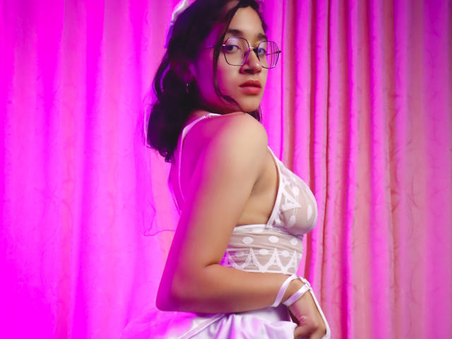 DarikoRoberts - Live porn &amp; sex cam - 23365589