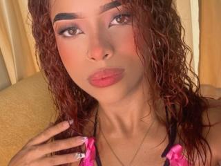 EvelynColinss - Live porn &amp; sex cam - 23369357