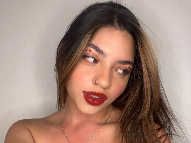 IvyCoxGlad - ライブポルノ&amp;セックスカム - 23370125