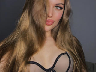 EmilyLux - сексуальная веб-камера в реальном времени - 23370929