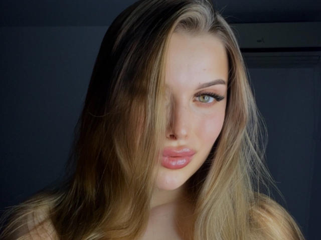 EmilyLux - Live porn &amp; sex cam - 23370941