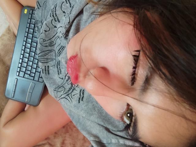 MaiaHairy - Live porn &amp; sex cam - 23372989