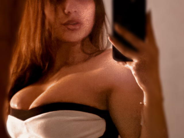 DianaFernandezz - Live Sex Cam - 23374989