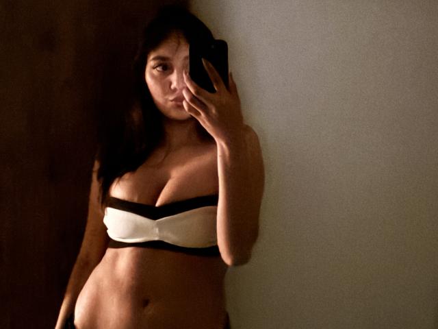 DianaFernandezz - Live porn &amp; sex cam - 23375009