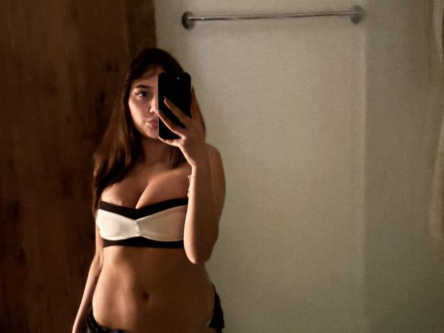 DianaFernandezz - Live porn &amp; sex cam - 23375021