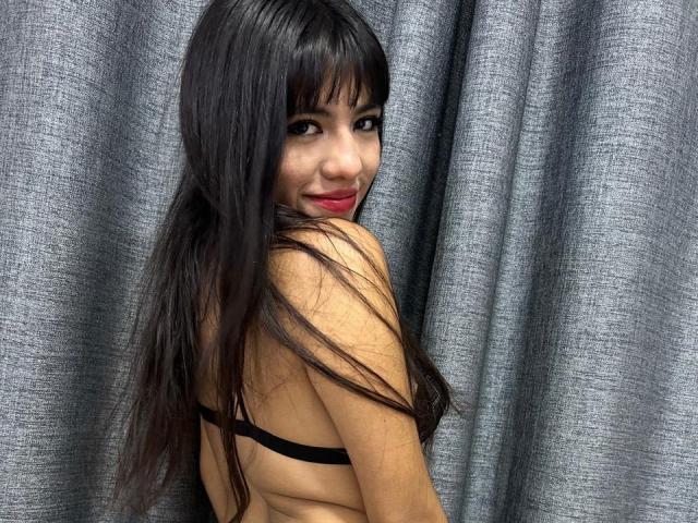 AilaniLaker - Live porn &amp; sex cam - 23376897