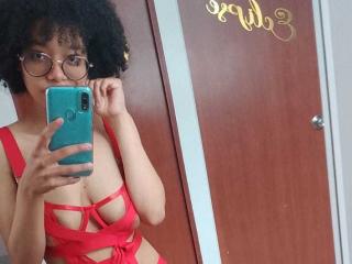 AmelieHills - Live porn &amp; sex cam - 23377633