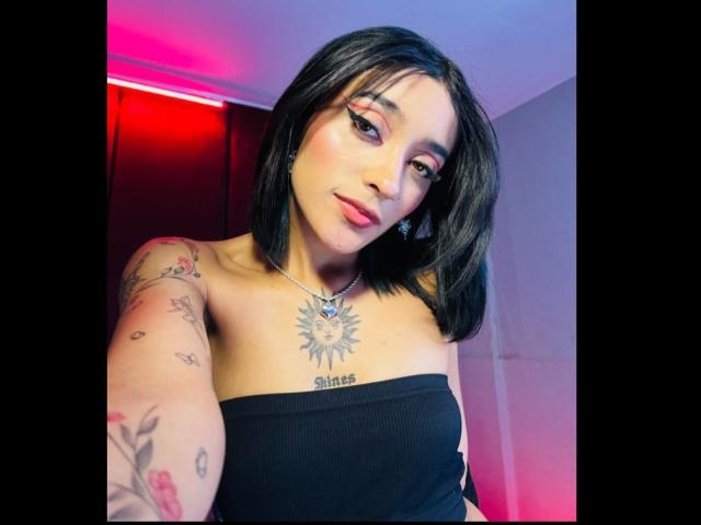 SalomeMille - Live porn &amp; sex cam - 23388625