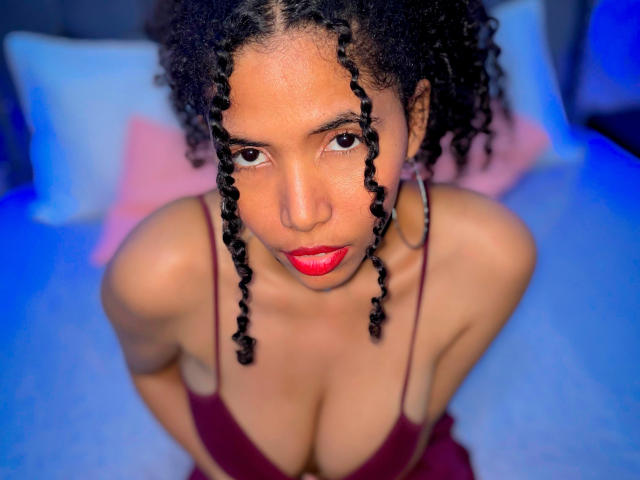 ZoeJonees - Live porn &amp; sex cam - 23388697