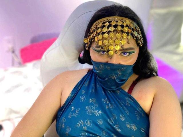 AishaGhulam - Live sex cam - 23392881