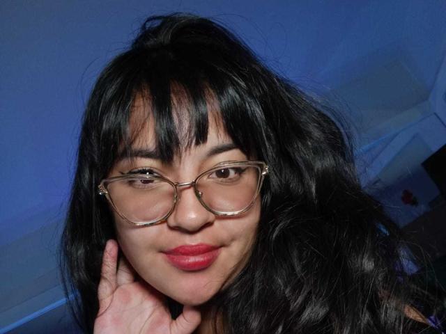 BellaGil - Live porn &amp; sex cam - 23395113