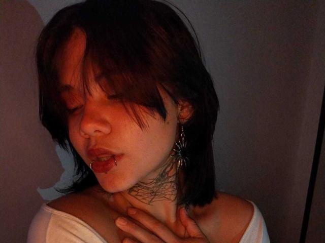 AlixHearts - Camera khiêu dâm &amp; quyến rũ trực tiếp - 23395869