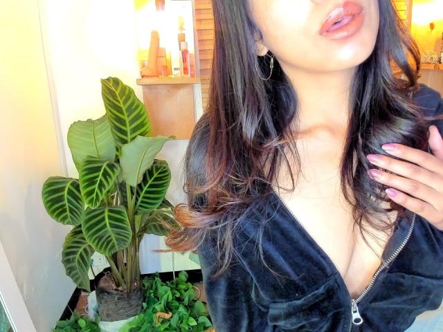 EimyRousse - Live sex cam - 23396301