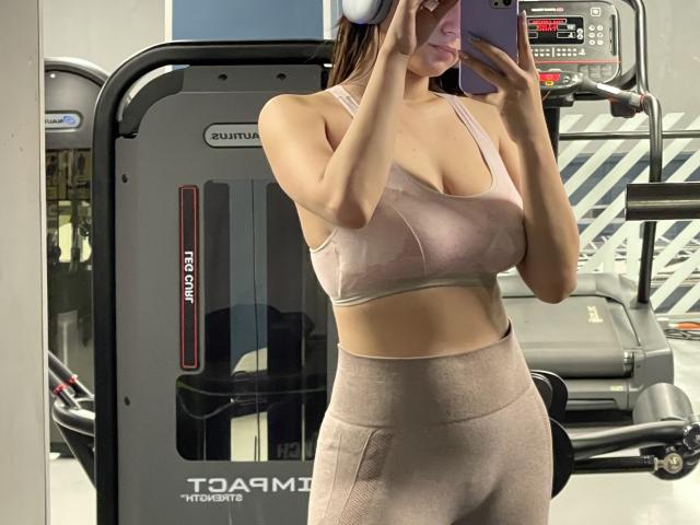 KittyFeet - Porno na żywo i seks kamera - 23398273