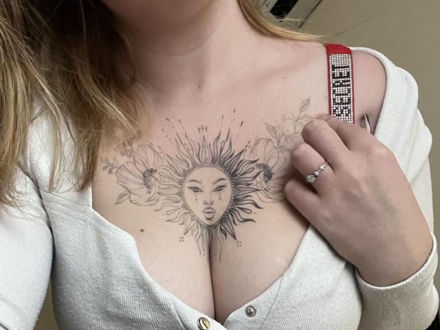 DiLaria - Porno na żywo i seks kamera - 23400261