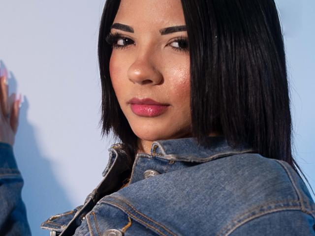 MiaWendys - Live porn &amp; sex cam - 23401289