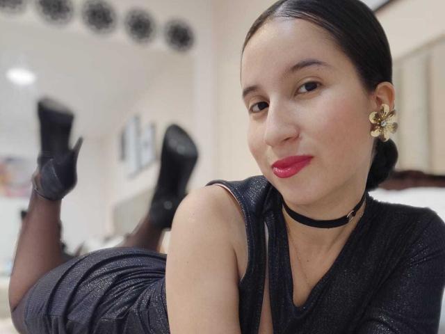 CamillePetit - Live Sex Cam - 23402421