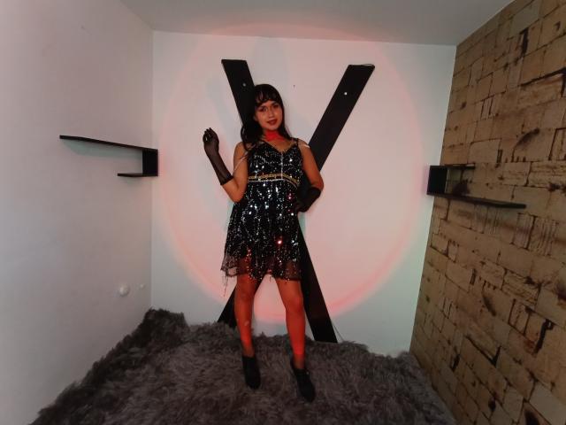 SheWolfSabriina - Live sex cam - 23405521