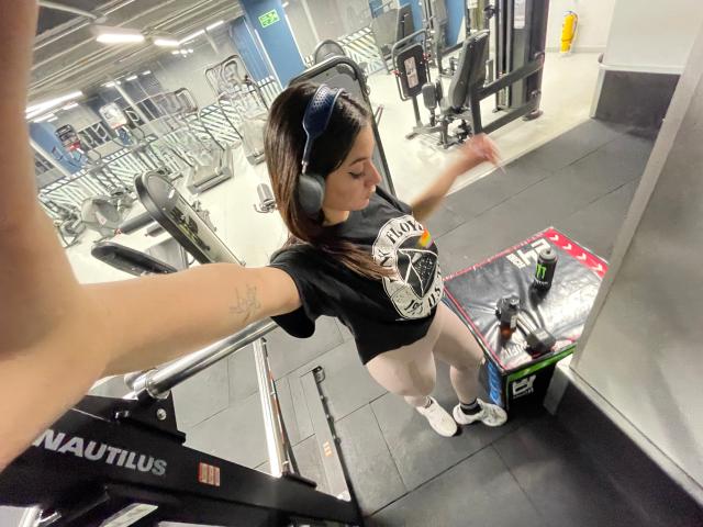 KittyFeet - 라이브 포르노 &amp; 섹스 캠 - 23407017