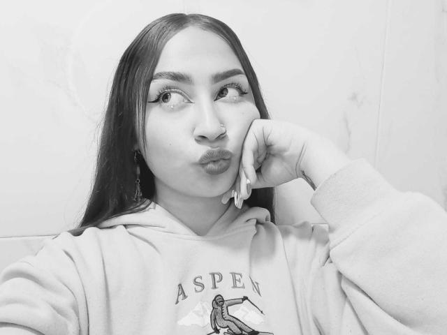 IsabellaGarcez - Live porn &amp; sex cam - 23415449