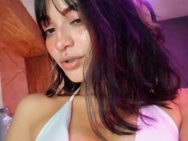 LindaWatsong - Live porn &amp; sex cam - 23417461