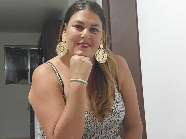 ClauSexHot - Live porn &amp; sex cam - 23424221