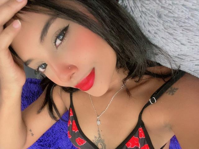 MissCharlotts - Live porn &amp; sex cam - 23424585