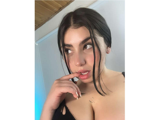 VenusMusa - פורנו בשידור חי ומצלמת סקס - 23434185