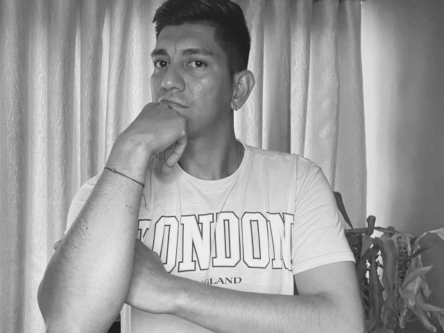 NoahCock - сексуальная веб-камера в реальном времени - 23436745