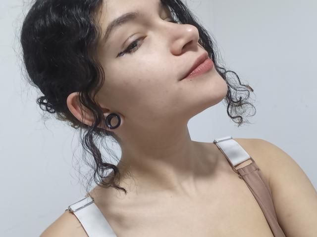 WendyBeckettX - Live porn &amp; sex cam - 23437169