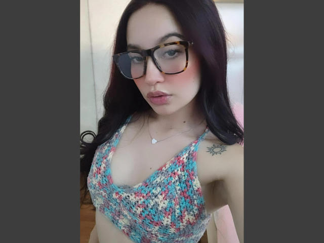 IzadoraKors - Live porn &amp; sex cam - 23442425