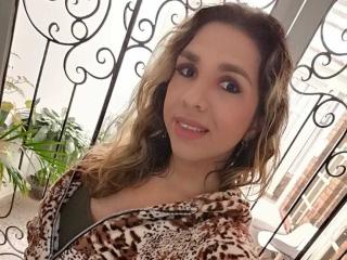 DestinySpencer69 - сексуальная веб-камера в реальном времени - 23444821