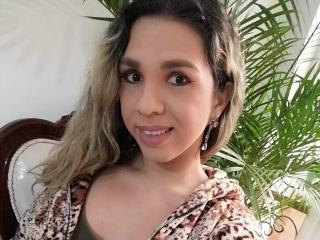 DestinySpencer69 - Live sex cam - 23444869