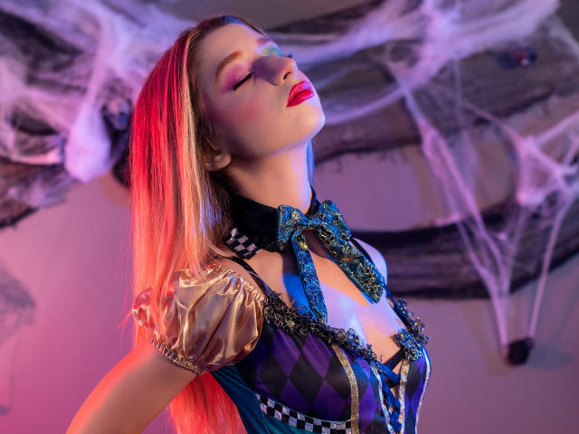 OdetteBenson - сексуальная веб-камера в реальном времени - 23445253