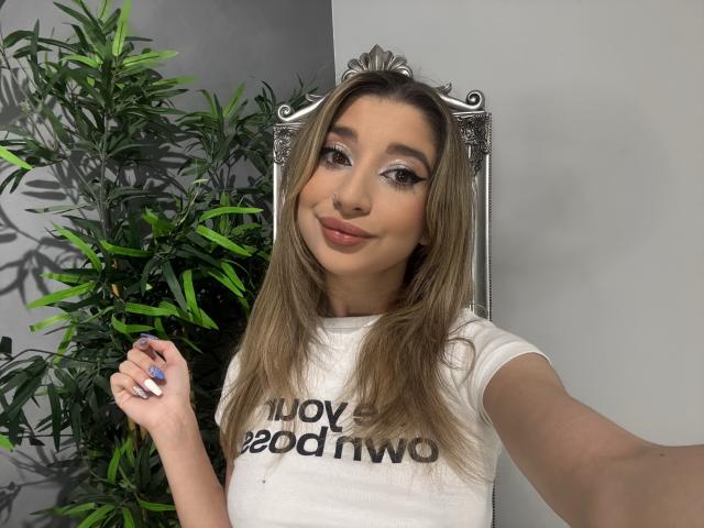 OdetteBenson - Live porn &amp; sex cam - 23445565