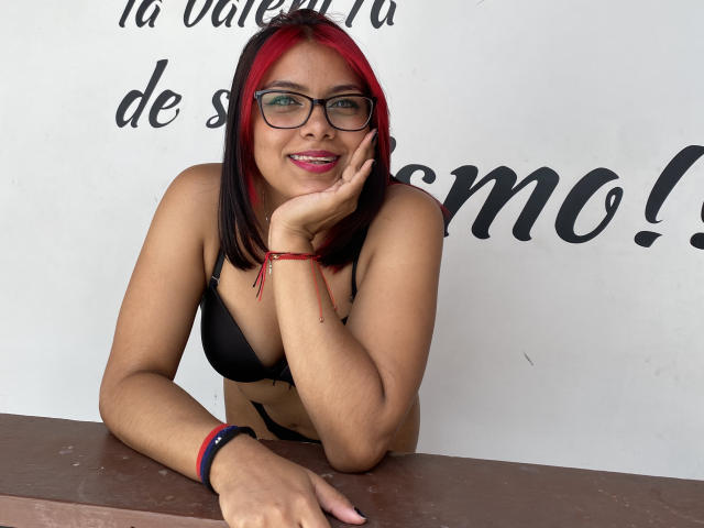 EmilyRobeerts - Sexe cam en vivo - 23446757