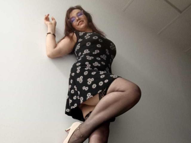 MilenaHott69 - Élő pornó és szexkamera - 23449361