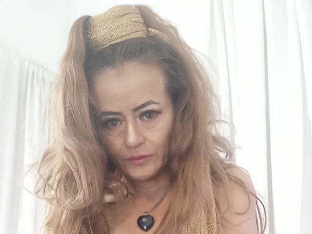 Maghenta - Sexe cam en vivo - 23452373