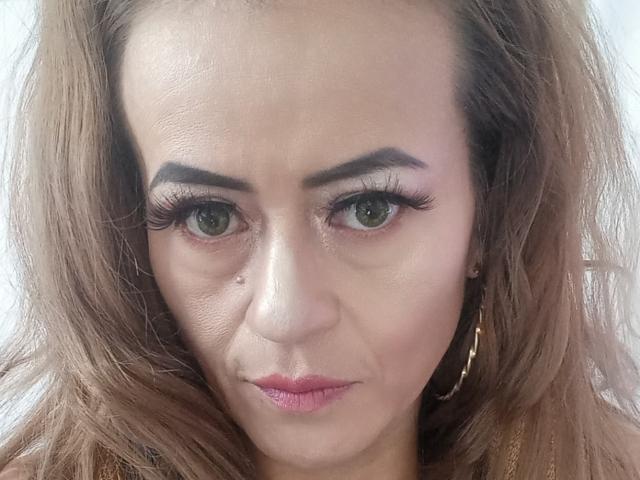 Maghenta - Live porn &amp; sex cam - 23452405