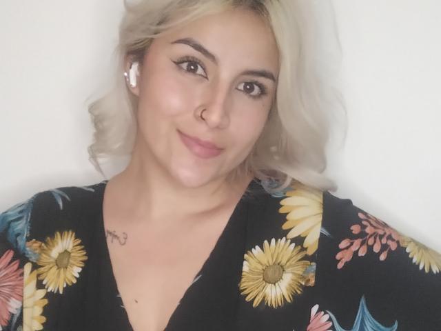 EmilyBrrown - Sexe cam en vivo - 23453761