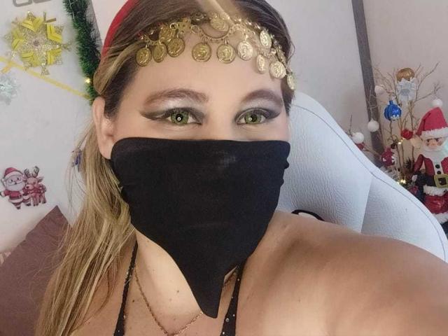 SalmaAzaman - Live porn &amp; sex cam - 23455917