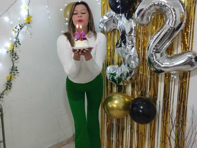 ChanellTaylorS - Live sex cam - 23456421