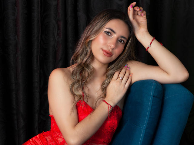 ScarlettKhan - Sexe cam en vivo - 23457681