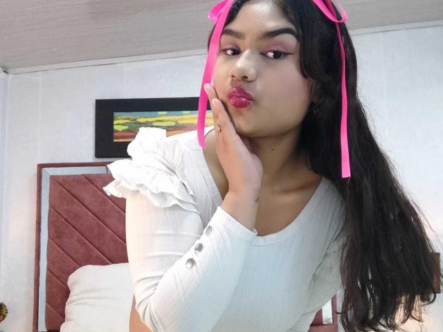 ZoeBianchi - Live porn &amp; sex cam - 23458849