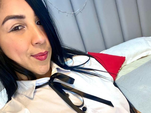 BellaAngelis - Live porn &amp; sex cam - 23460537