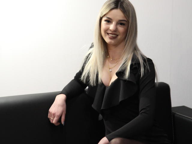 Tashas - Live porn &amp; sex cam - 23462213