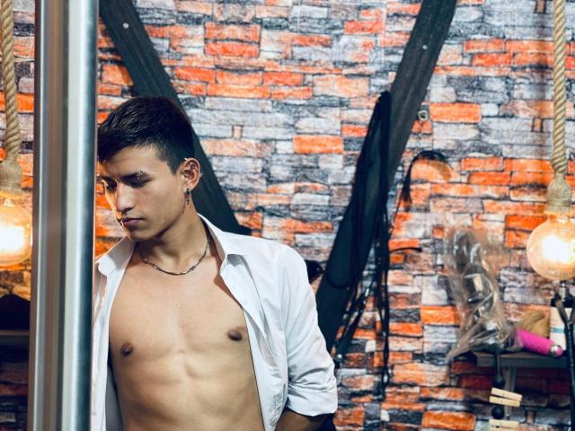 YochuaScott - Sexe cam en vivo - 23464673