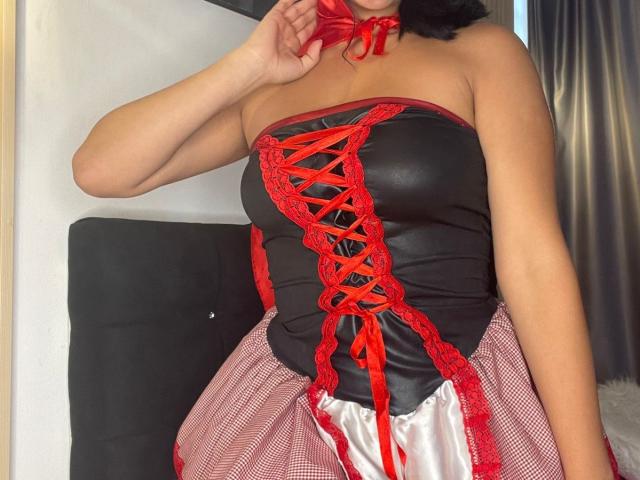 SarahXRouse - Live sex cam - 23467133